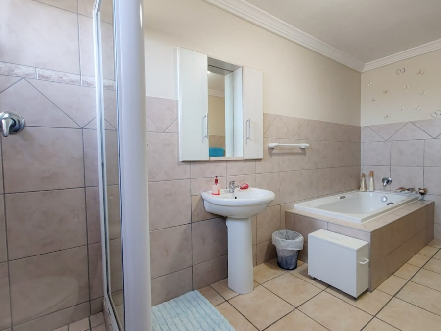 3 Bedroom Property for Sale in Seemeeu Park Western Cape